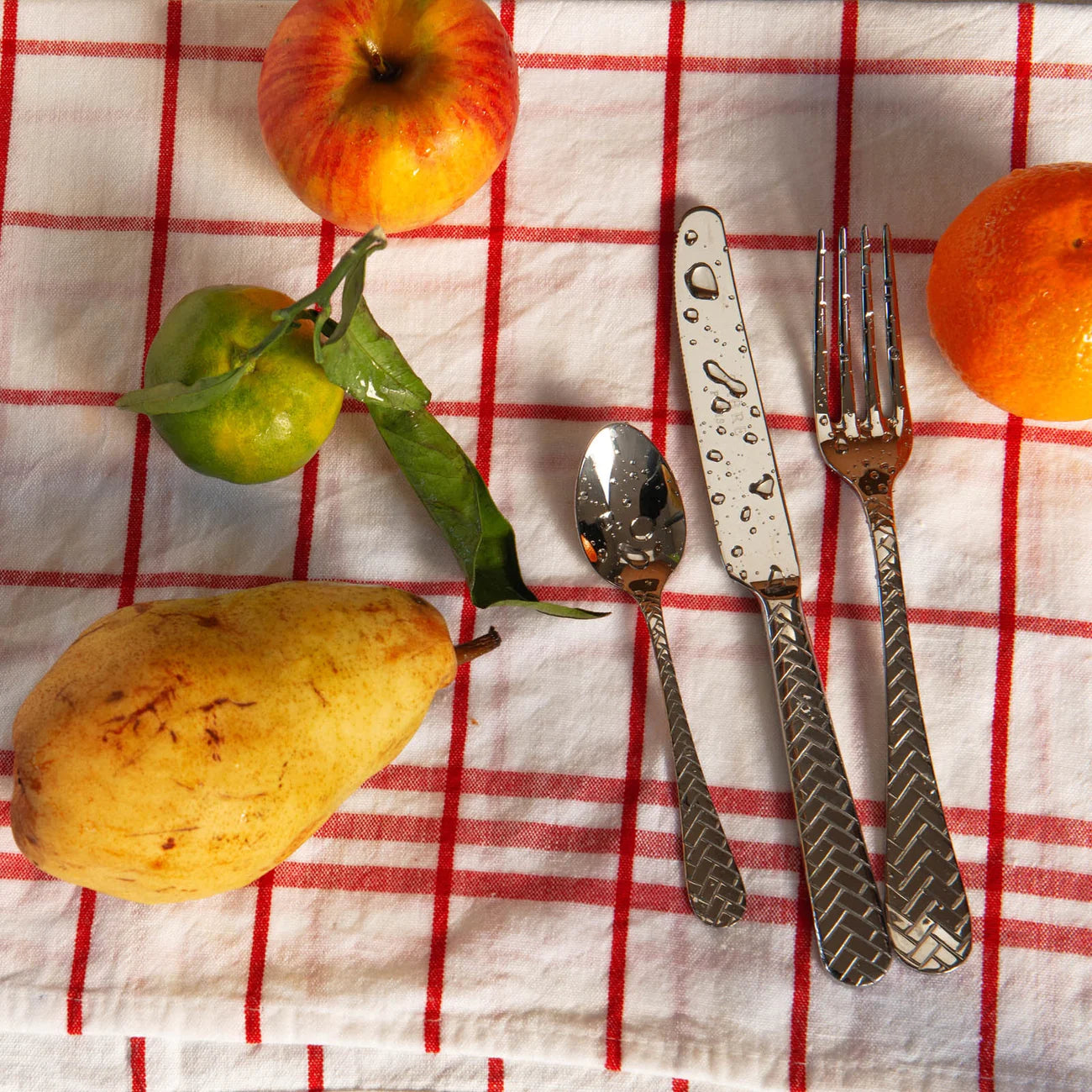 SABRE Nata Stainless Steel 5 Piece Setting