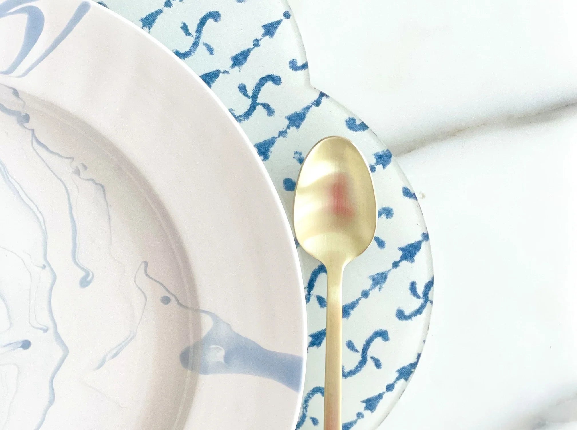 Brooks Block Print Placemat 15" Scalloped Set/4