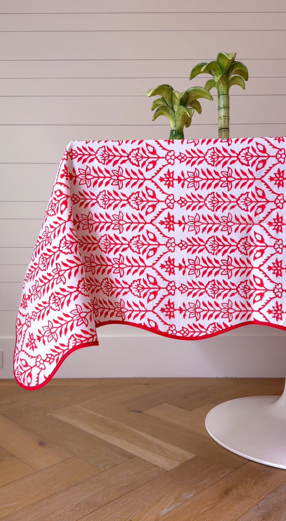 DANA SMALL DESIGNS Tablecloth 80" x 120" Flower Row Berry