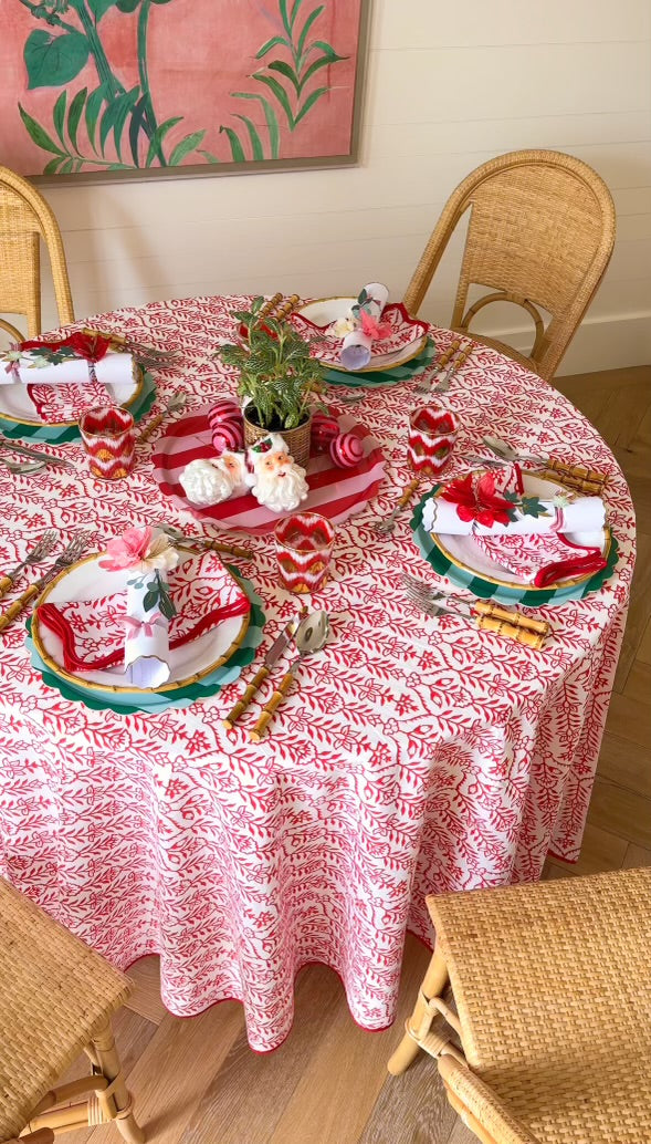 DANA SMALL DESIGNS Round Tablecloth 100" Flower Row Berry