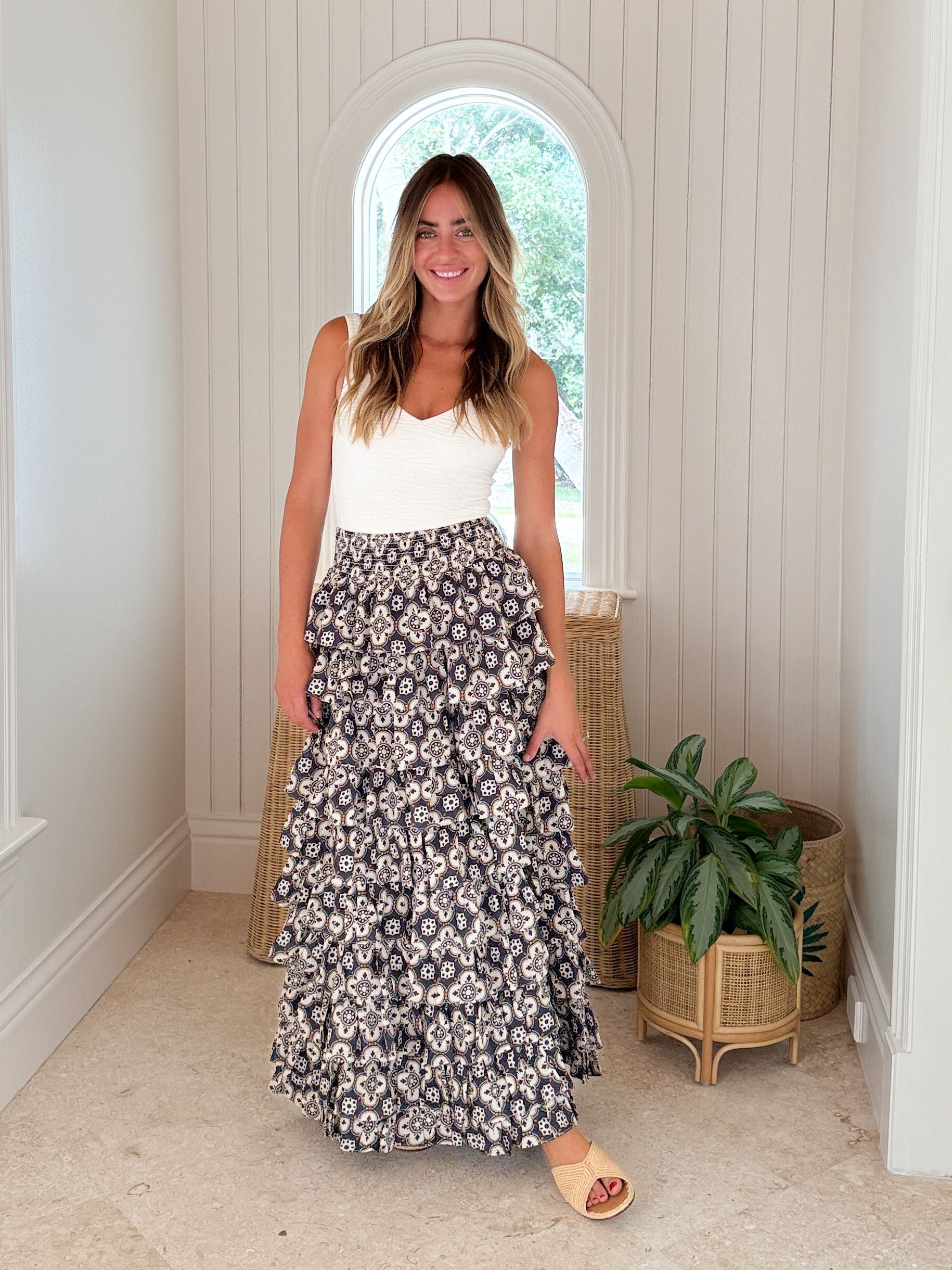 LOLA AUSTRALIA Valentina Skirt Starburst Latte