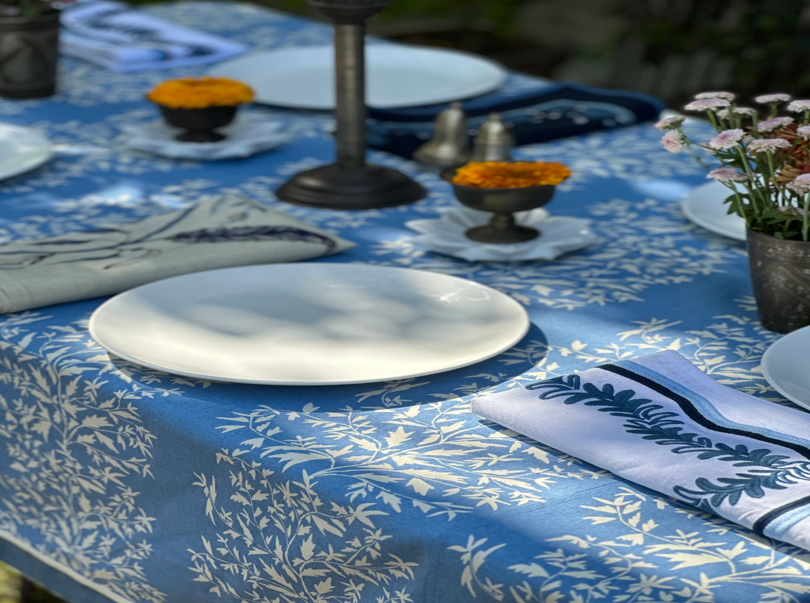 MAISON VENU Primrose Lapis Tablecloth