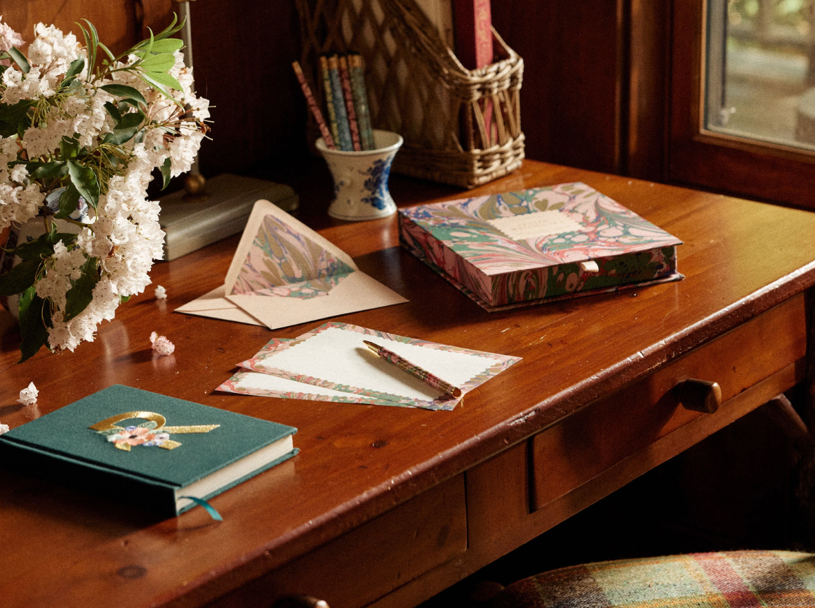 RIFLE PAPER CO. Letter Writing Set Florence