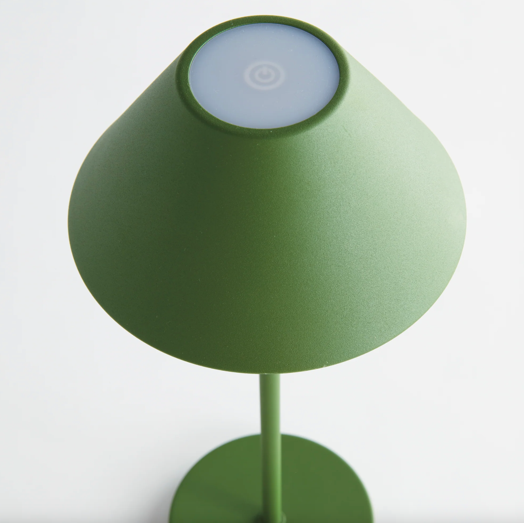 Alluna Cordless Lamp w/ Metal Shade Green