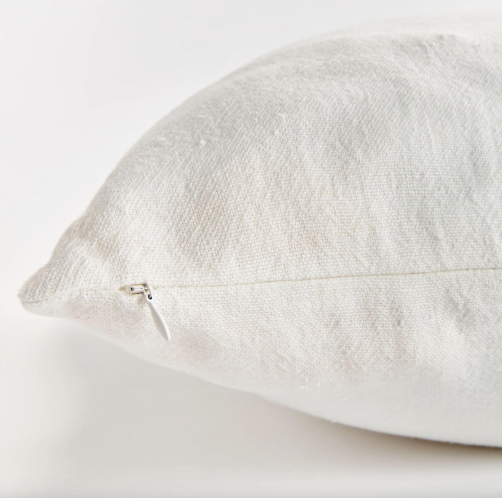 Jules European Linen Pillow 24"