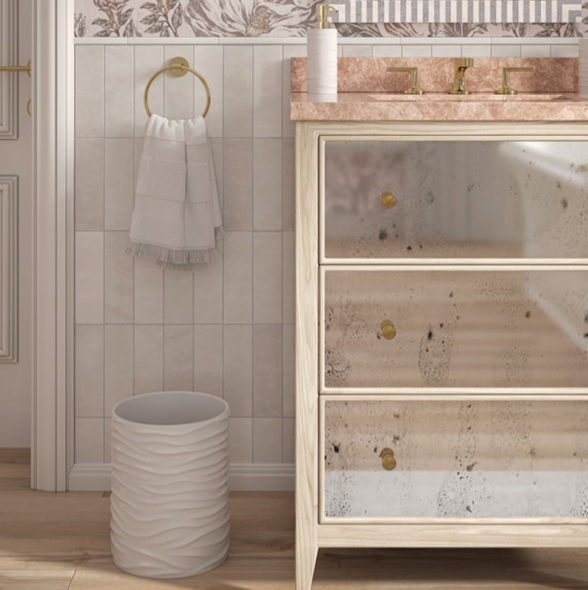Solin White Lacquer Wastebasket