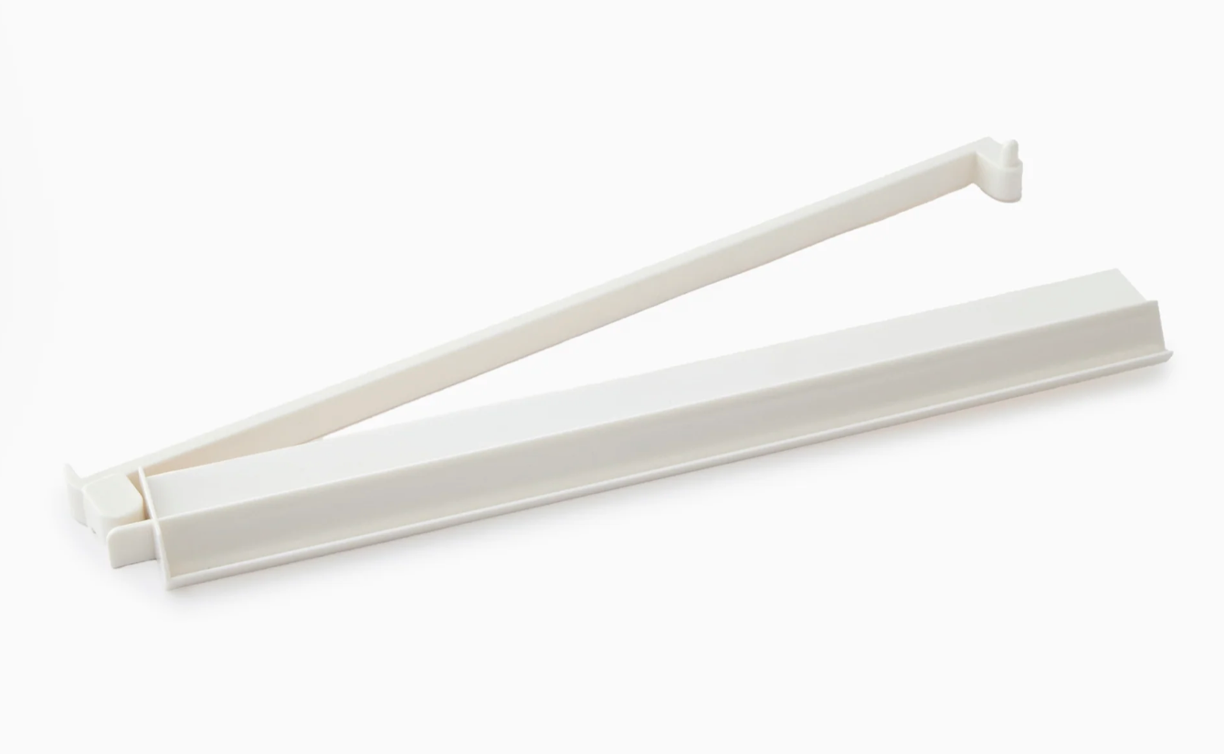OH MY MAHJONG White Acrylic Rack & Pusher Set