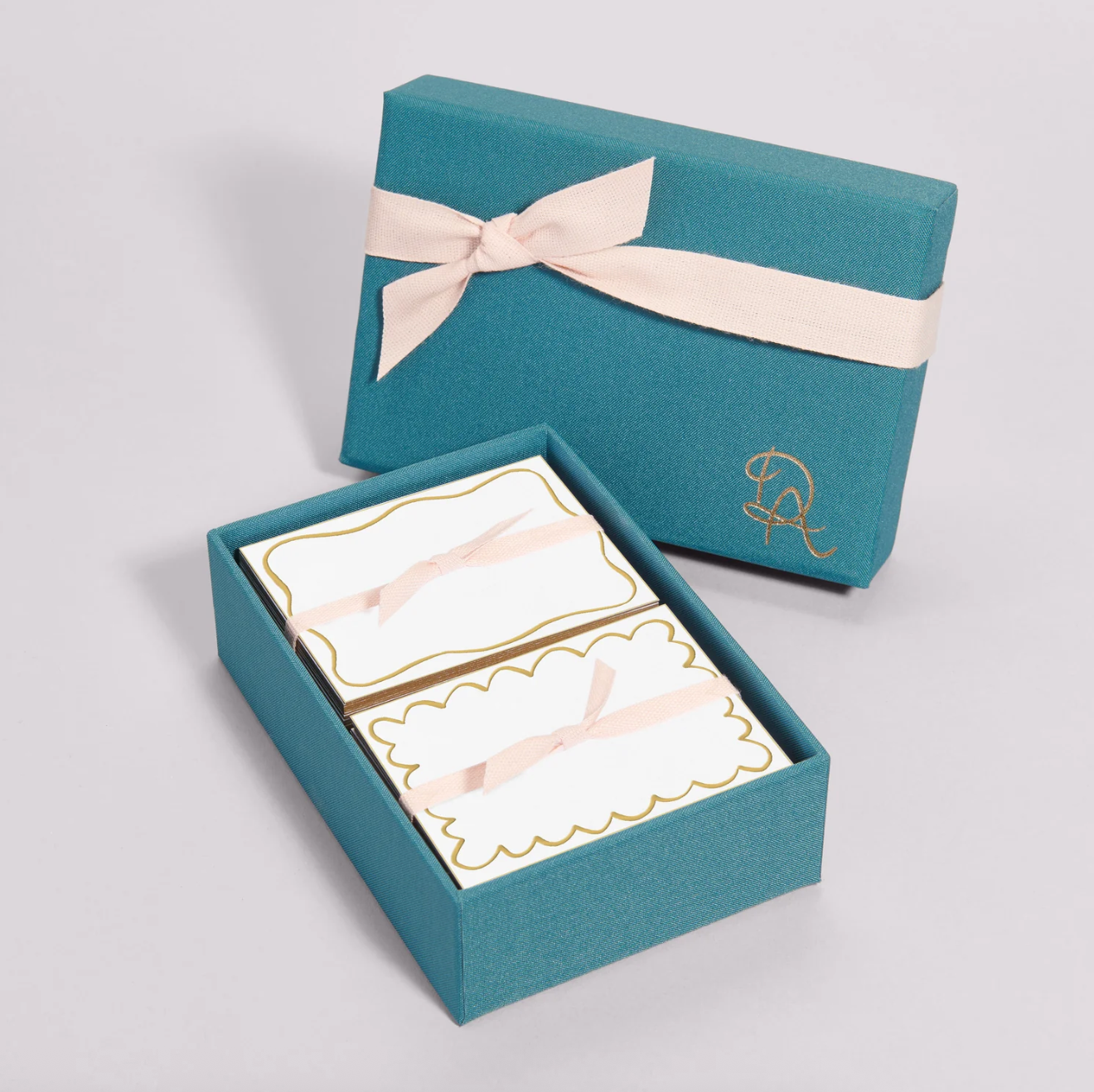 Goldlen Doodle Place Cards