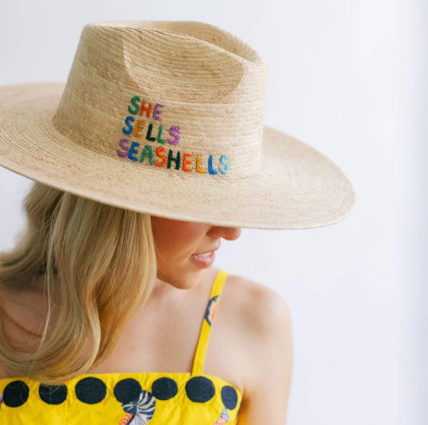 SUNSHINE TIENDA She Sells Seashells Hat