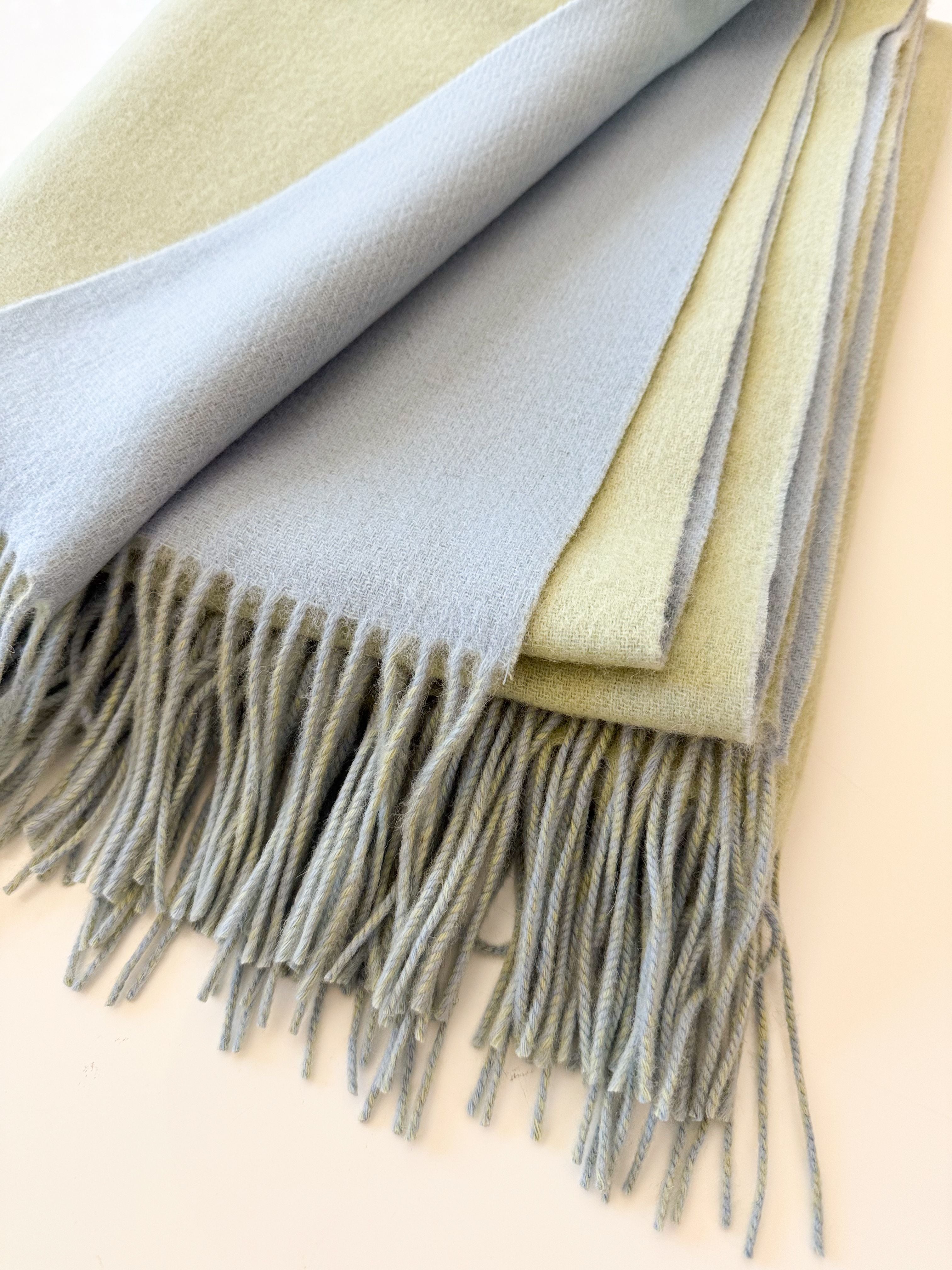 Double Face Classic Woven Throw Sea Glass