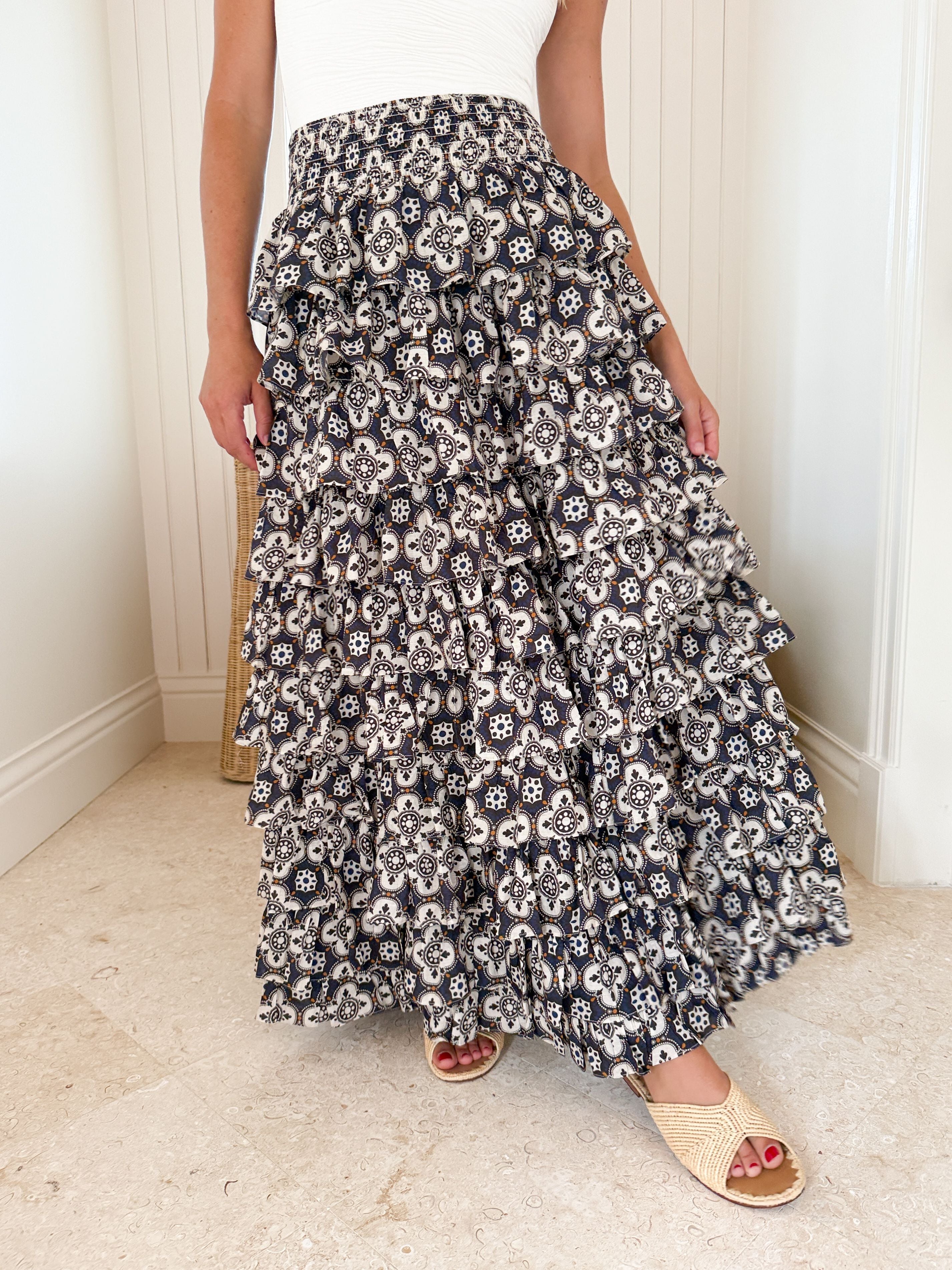 LOLA AUSTRALIA Valentina Skirt Starburst Latte