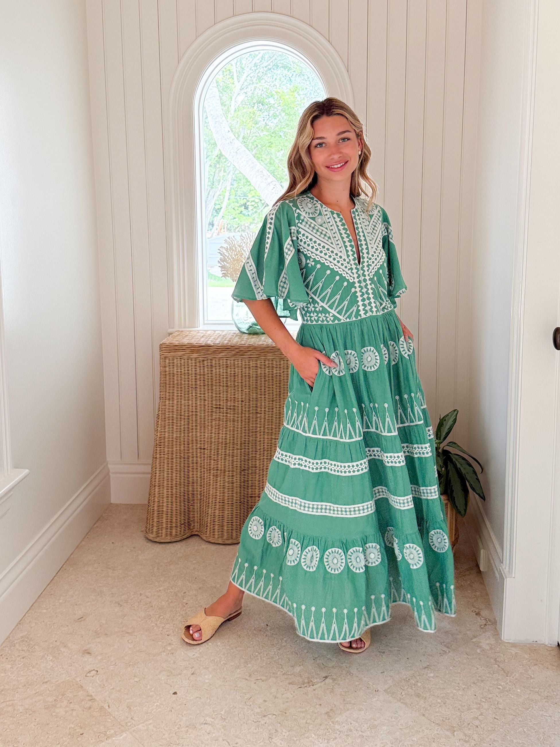 OLIPHANT Flirty V-Neck Maxi Soleil Sage