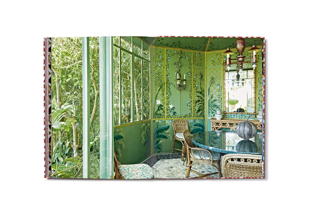 DRAGONS & PAGODAS A Celebration of Chinoiserie