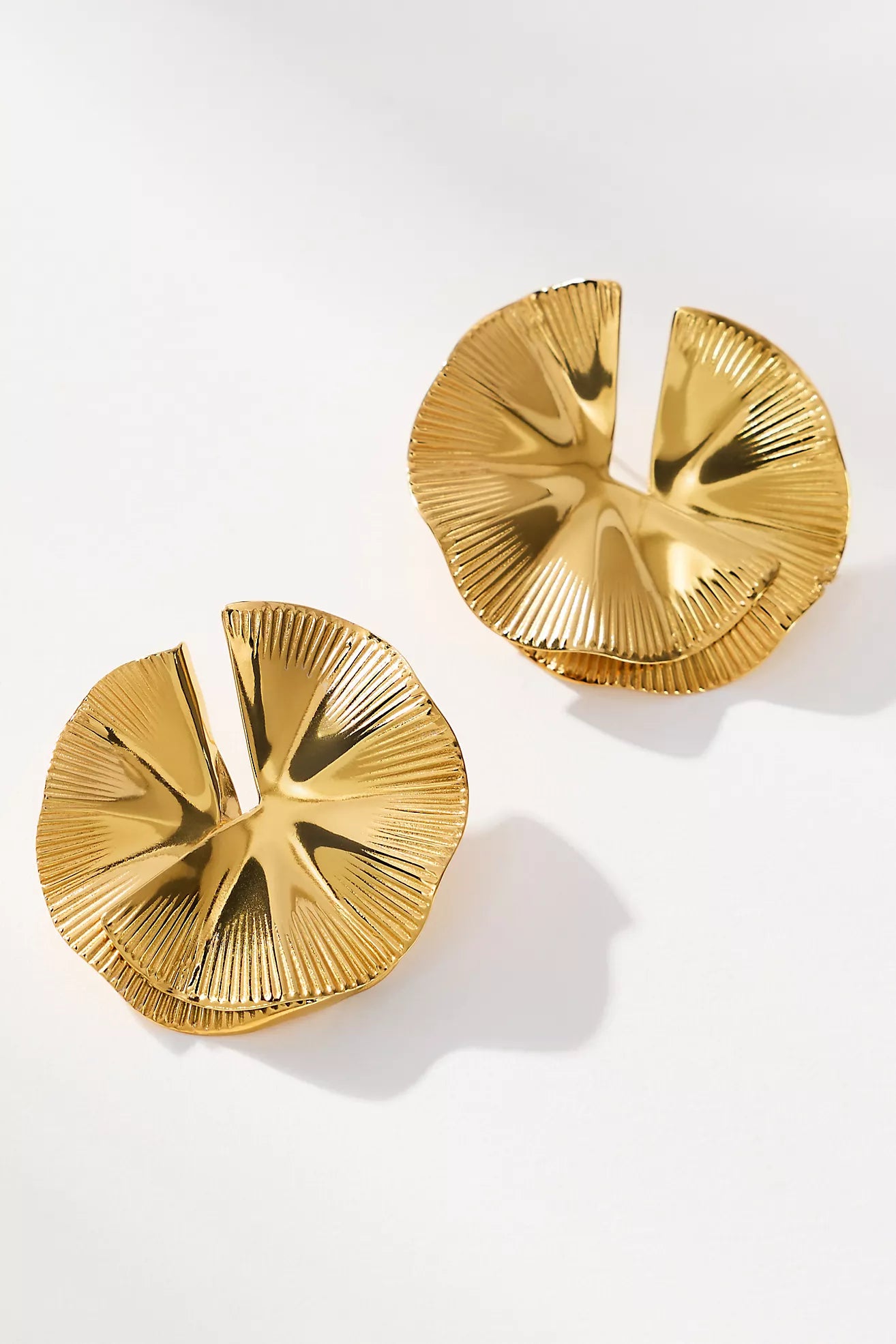 Lola Earrings Gold