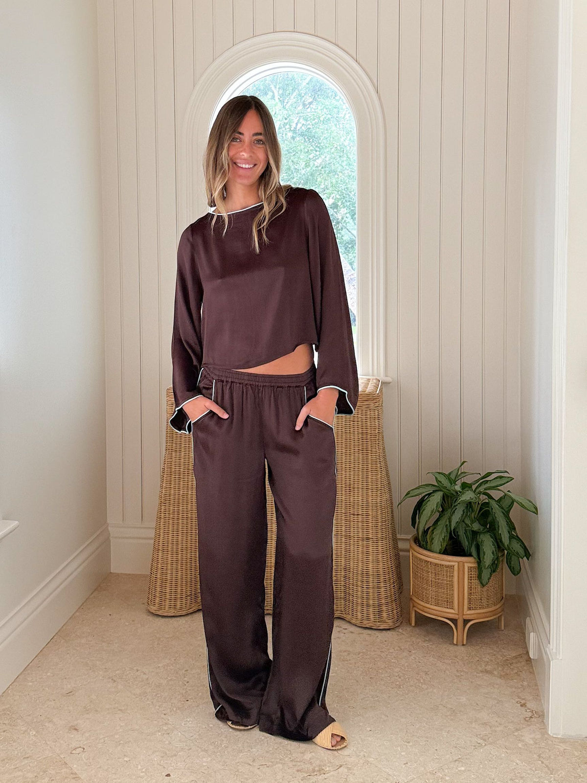 OMIKA Peyton Blouse Solid Ganache