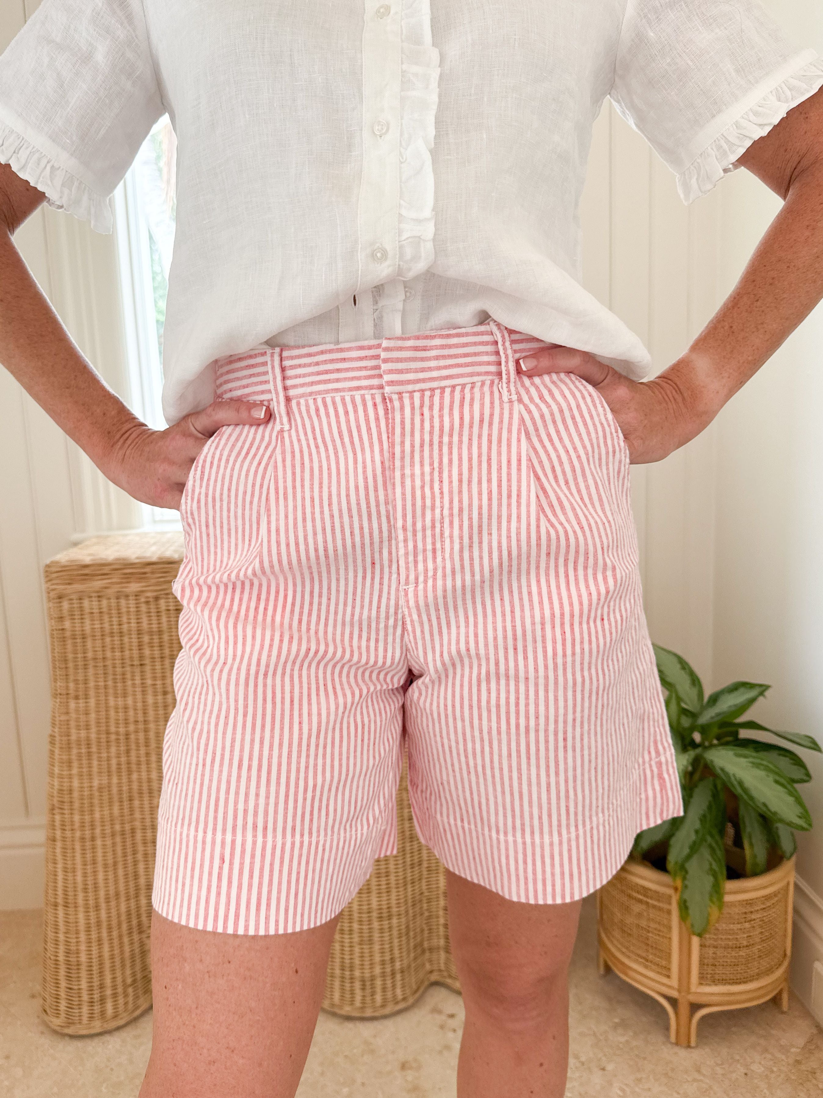 FRANK &amp; EILEEN Waterford Golf Short Red/White Stripe