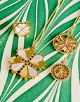 JANE WIN LUCKY Clover Cutout Pendant Coin w/16-18" Rolo Chain