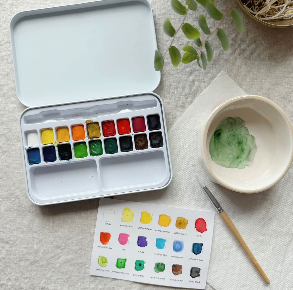 Watercolor Paint Set 18 Colors with Brush