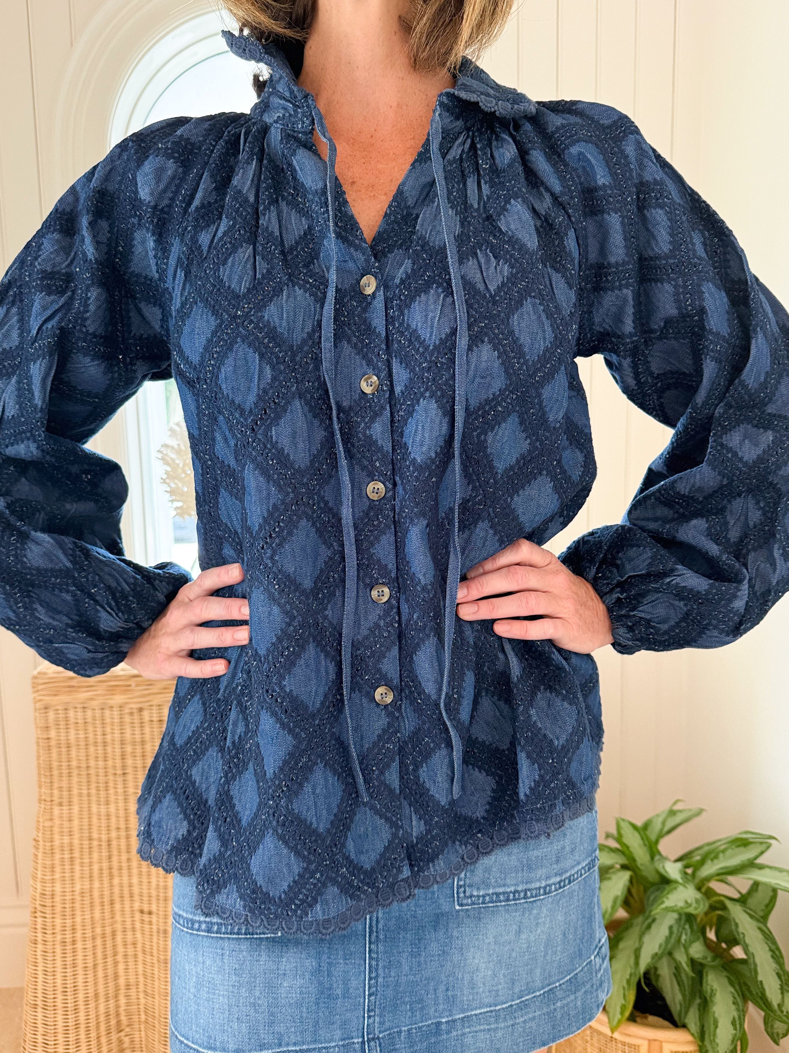 SUNSHINE TIENDA Willa Top Denim Eyelet
