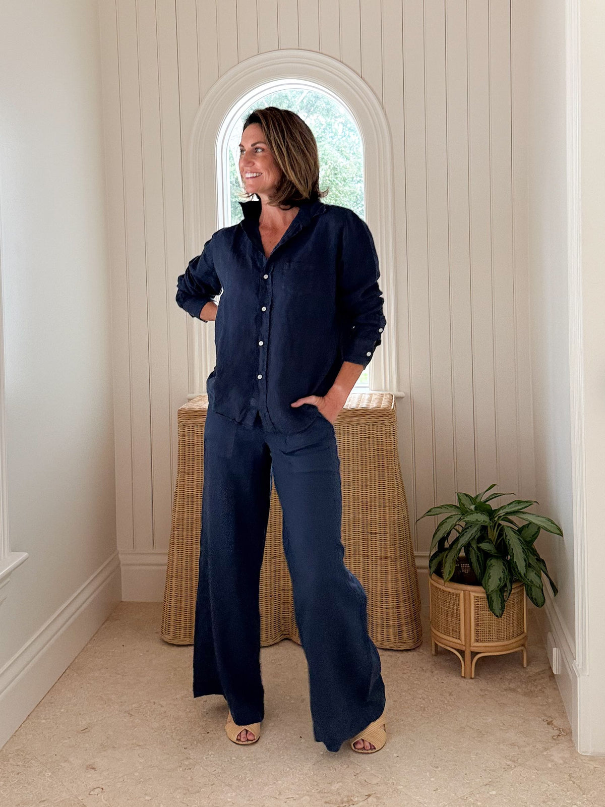 FRANK &amp; EILEEN Madeline Patch Pocket Pull-On Pant Navy Linen