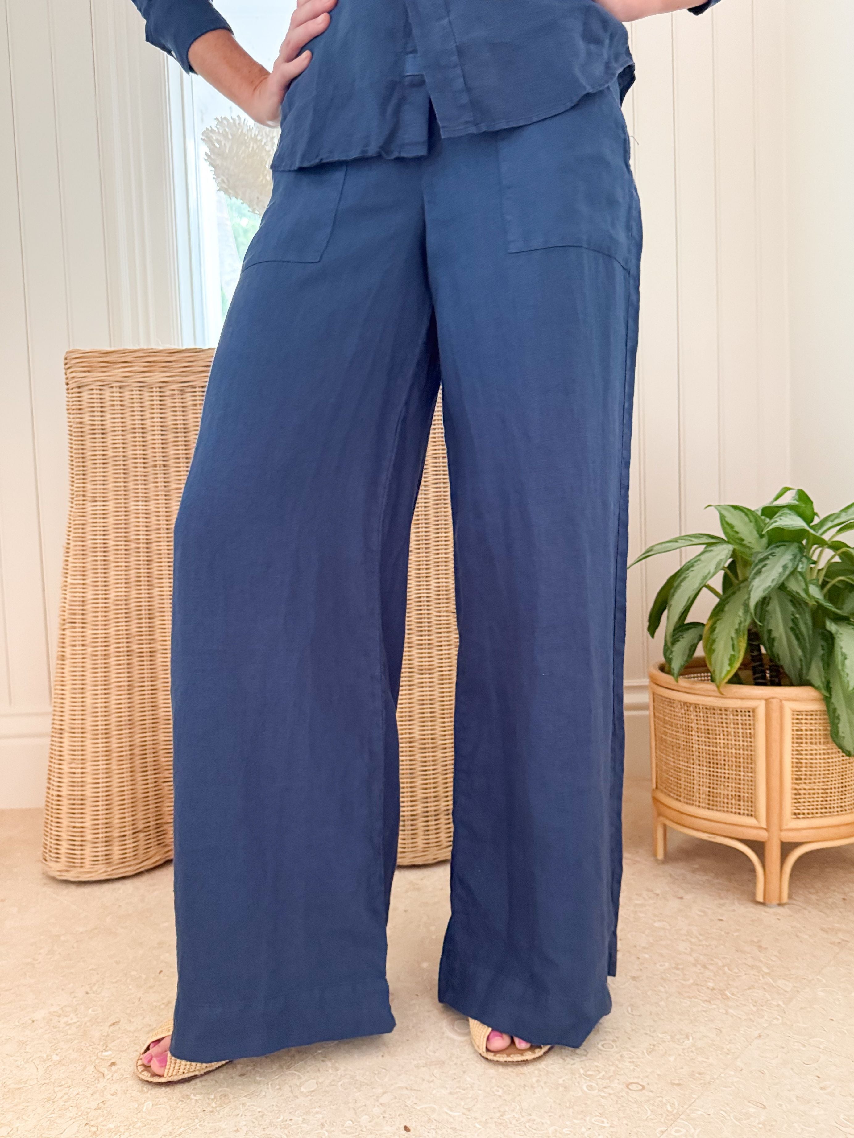 FRANK &amp; EILEEN Madeline Patch Pocket Pull-On Pant Navy Linen